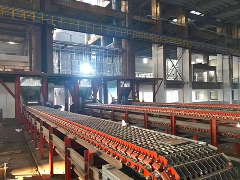 電極糊成型機現場